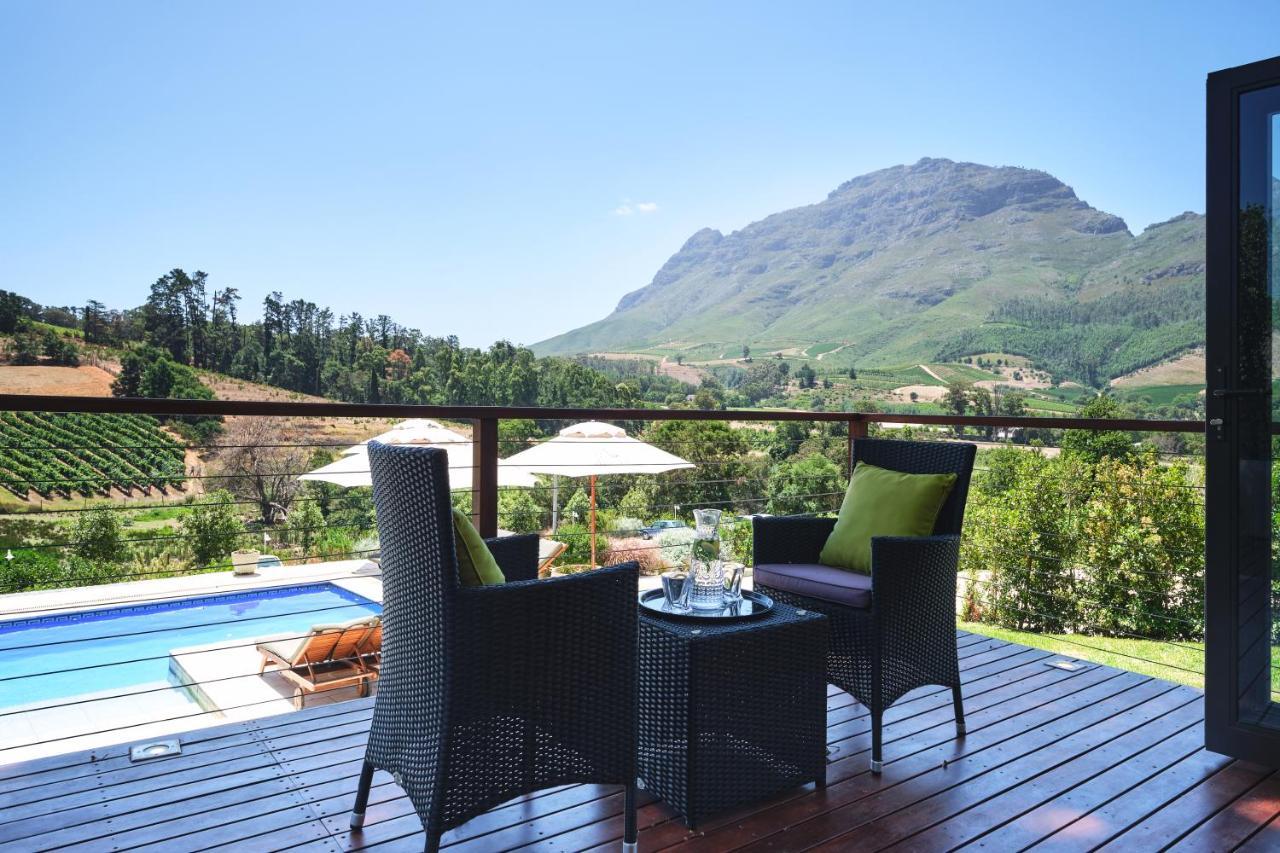Alluvia Boutique Winery & Luxury Accommodation Stellenbosch Ngoại thất bức ảnh View of the Hottentots-Holland Mountains from the Cape Winelands
