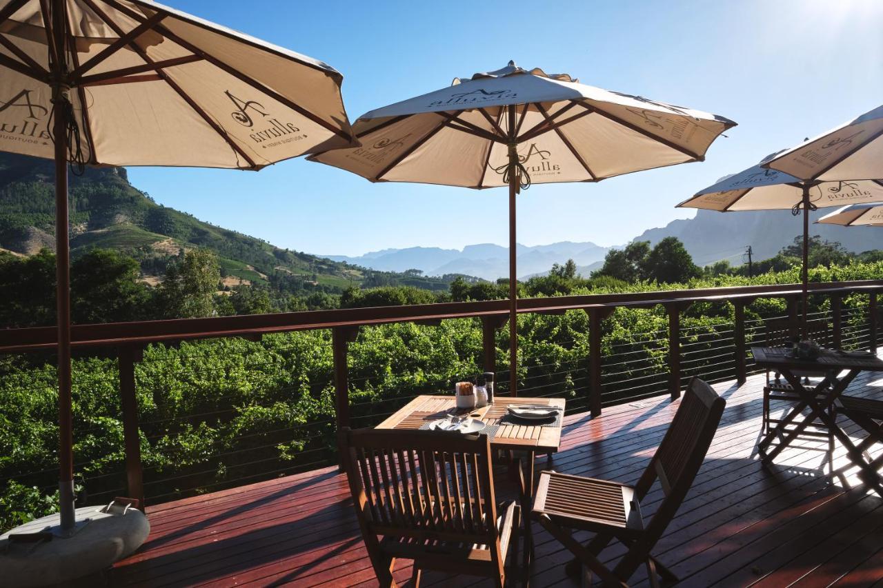 Alluvia Boutique Winery & Luxury Accommodation Stellenbosch Ngoại thất bức ảnh The restaurant at the Château de Chaumont