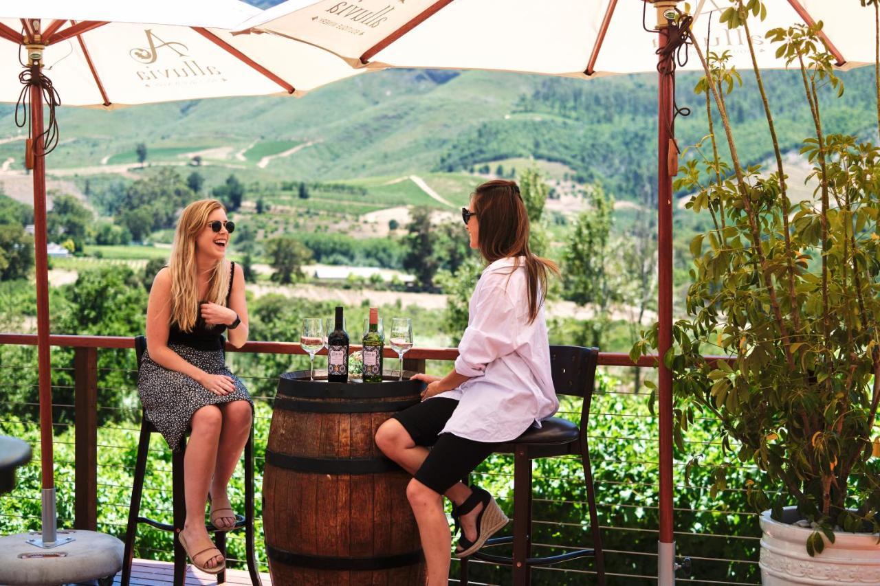 Alluvia Boutique Winery & Luxury Accommodation Stellenbosch Ngoại thất bức ảnh Wine tasting at a winery in Marlborough, New Zealand